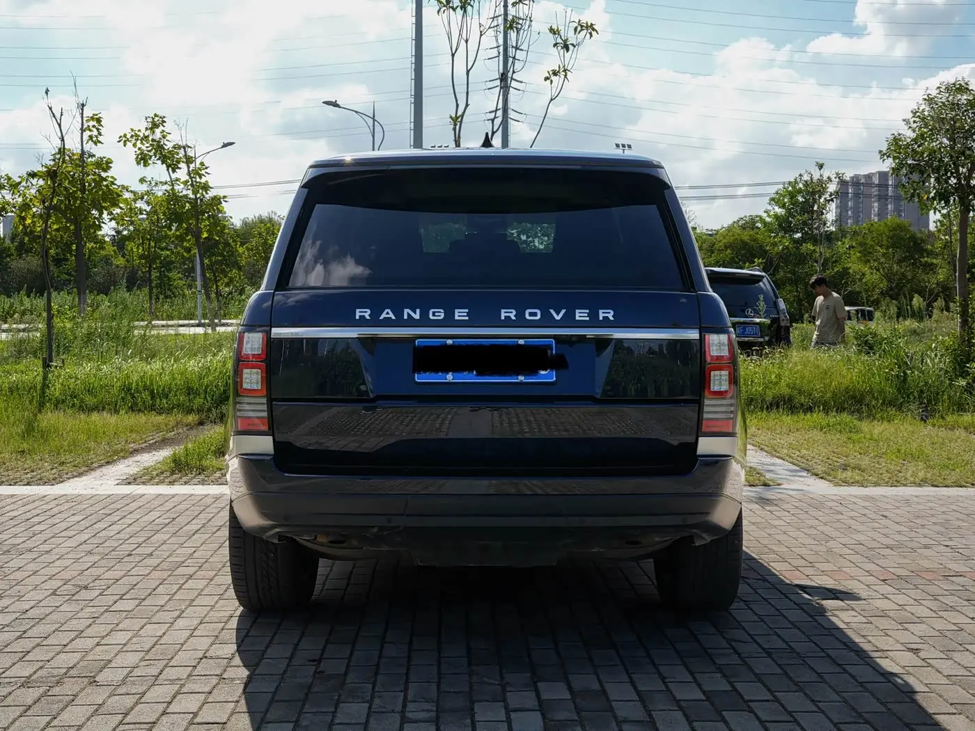 Land Rover Range Rover 2017 — Photo 4/20