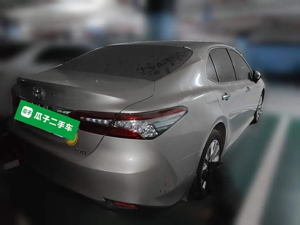 Toyota Camry 2019 — Фото 6/20