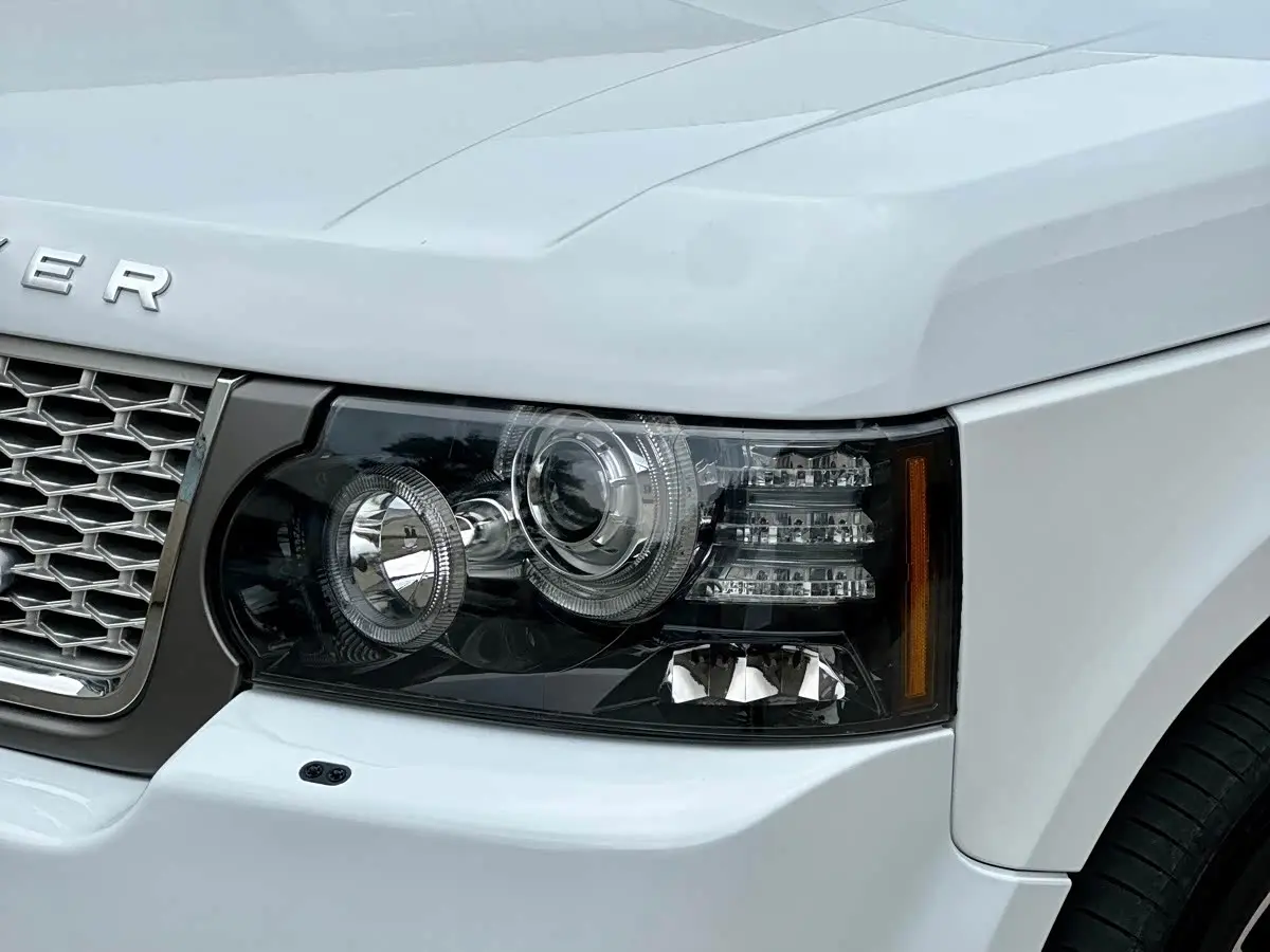 Land Rover Range Rover 2011 — Фото 17/20