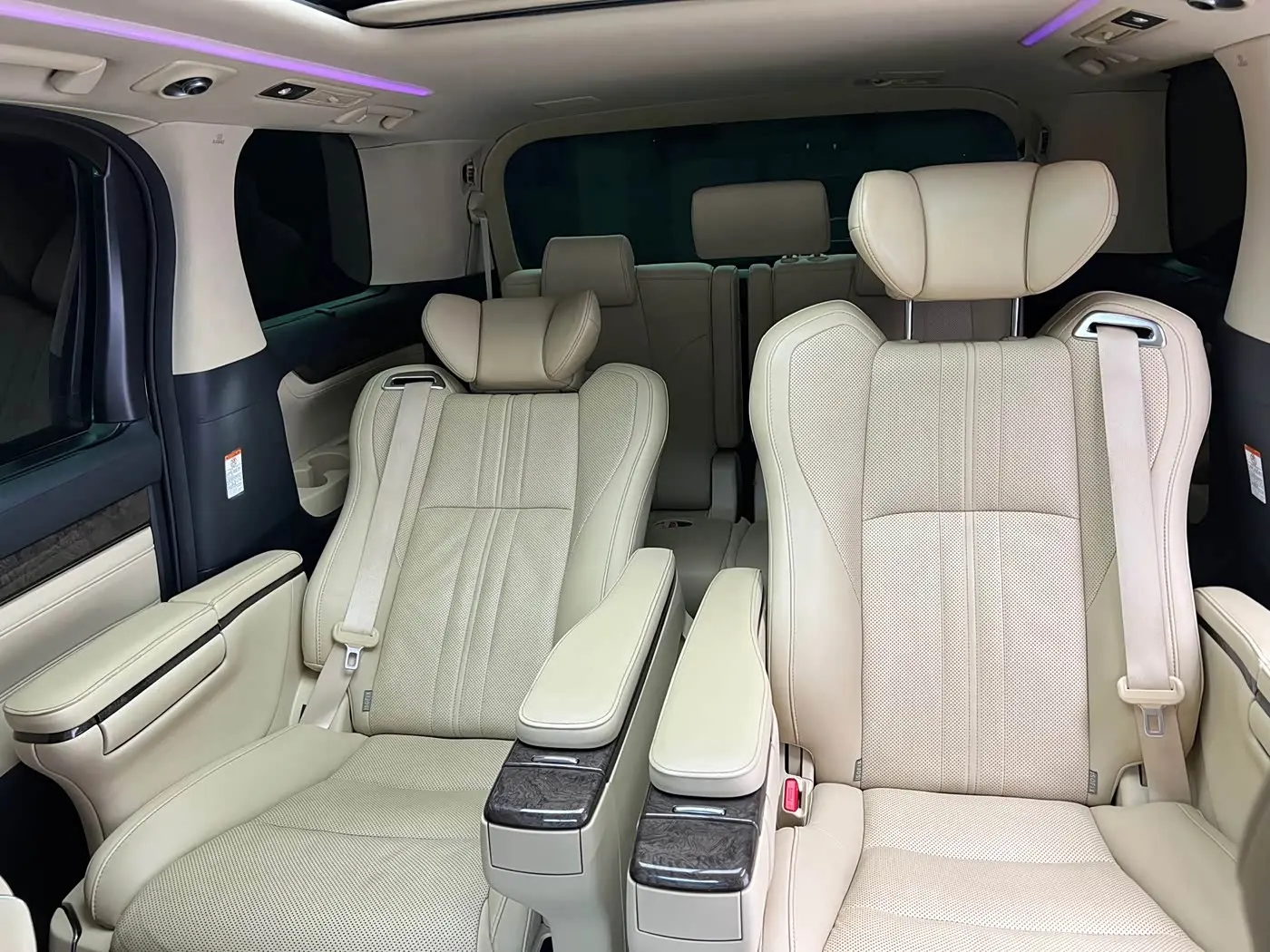 Toyota Alphard 2019 — Фото 9/12