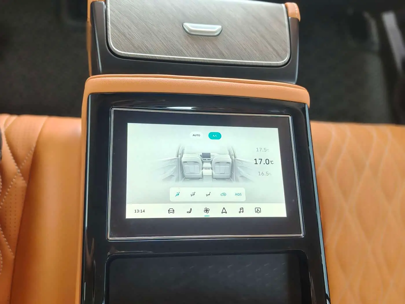 Tank 500 EV 2025 — Photo 13/20