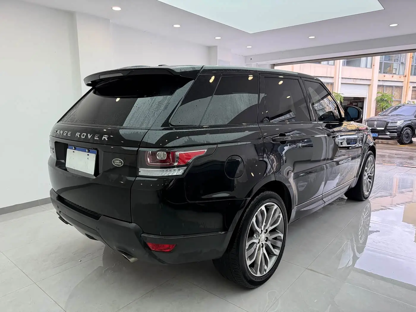 Land Rover Range Rover Sport 2014 — Photo 12/14