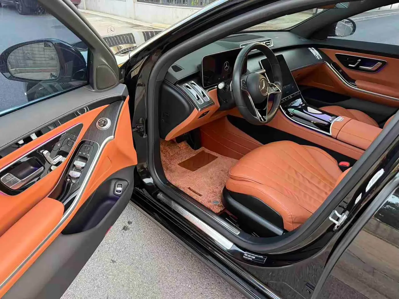 Mercedes-Benz S-Class 2021 — Photo 6/9