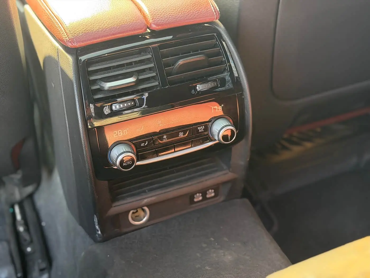 BMW 5 Series 2020 — Photo 9/19