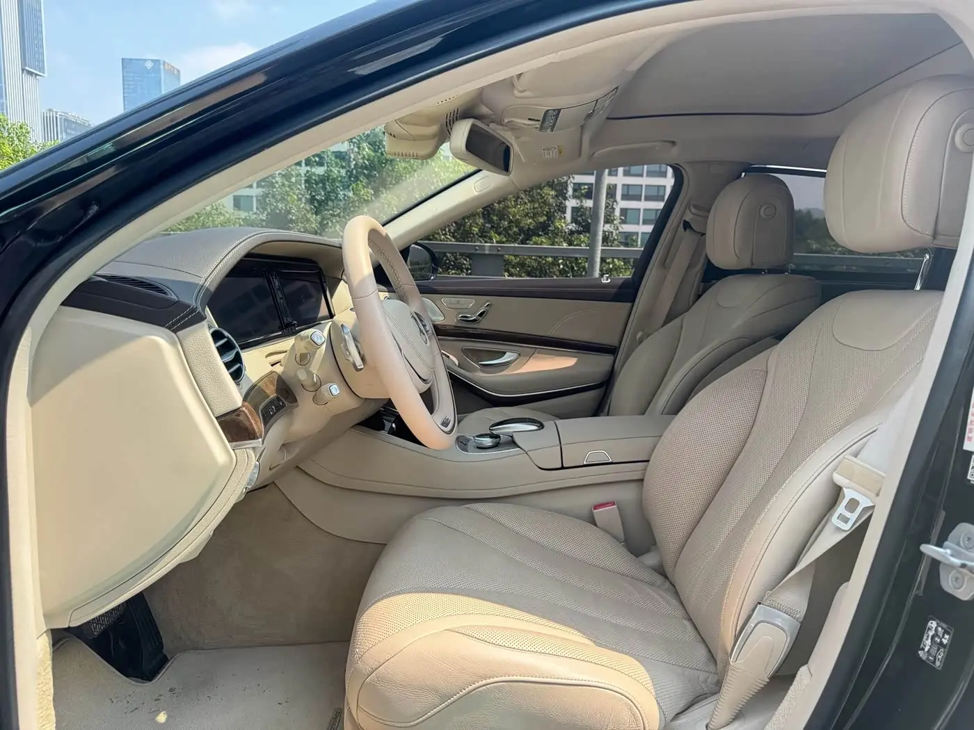 Mercedes-Benz S-Class 2017 — Фото 8/18