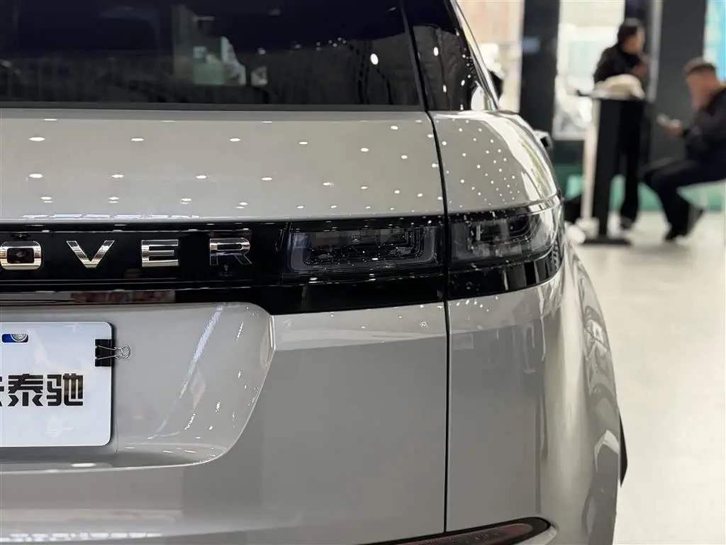 Land Rover Range Rover Evoque 2021 — Фото 9/20