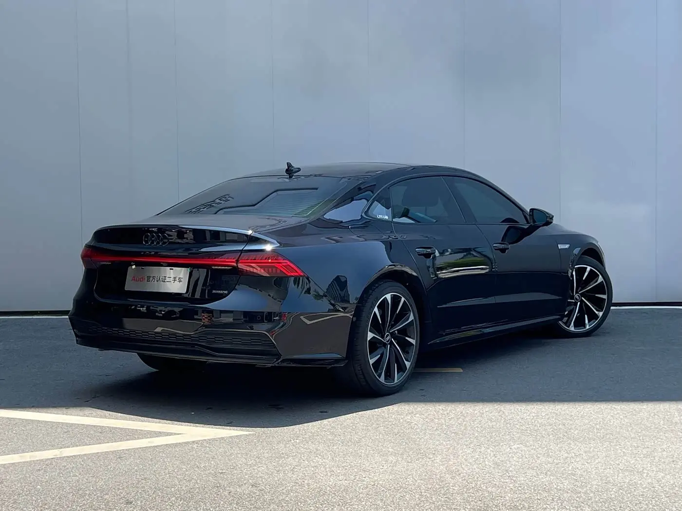 Audi A7L 2022 — Şəkil 18/18