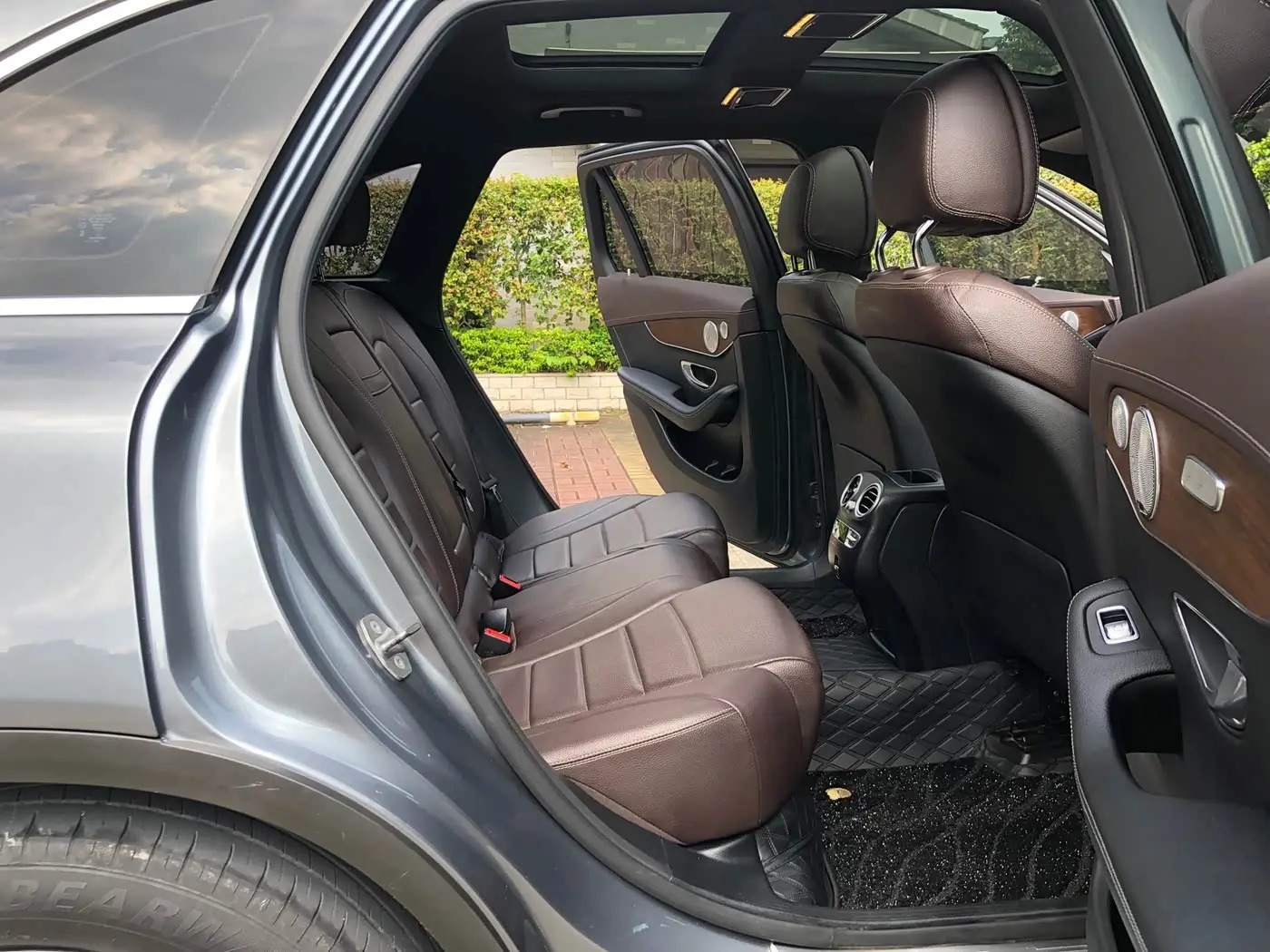 Mercedes-Benz GLC 2021 — ფოტო 20/20