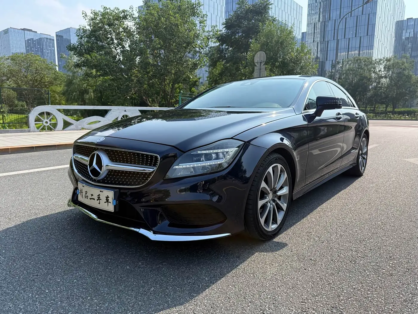 Mercedes-Benz CLS 2015 — Фото 1/18