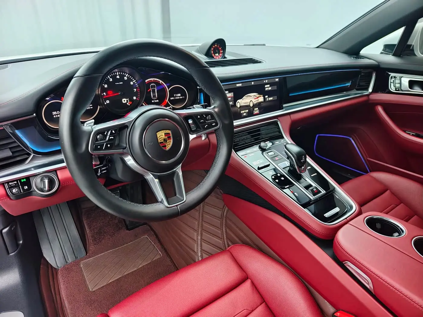 Porsche Panamera 2020 — Photo 6/16