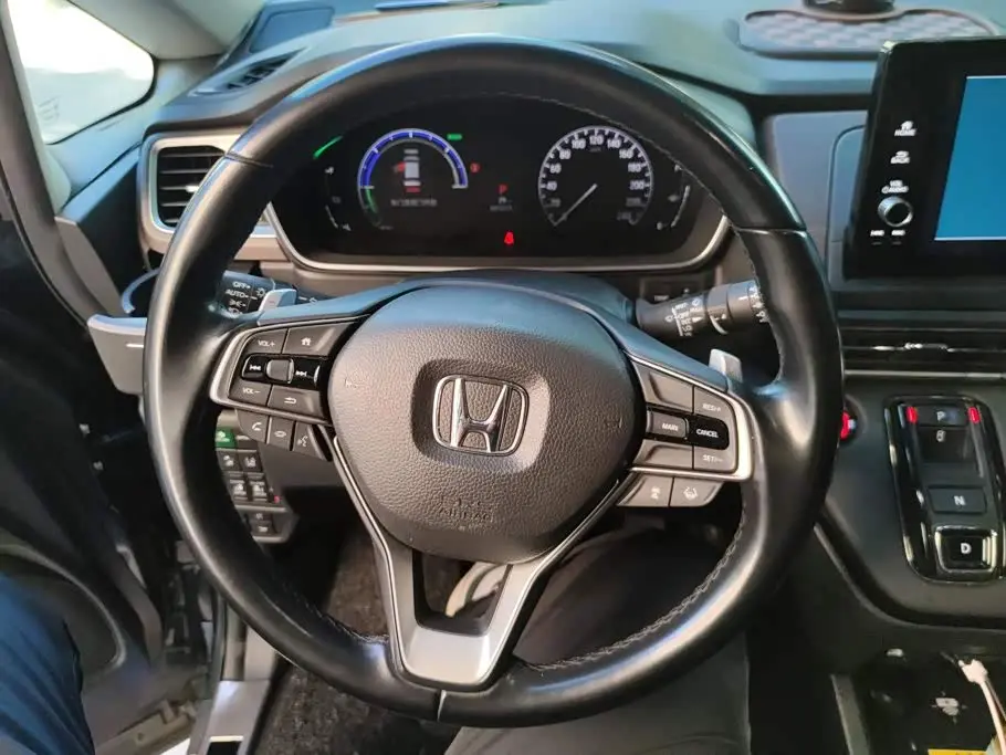 Honda Odyssey 2022 — Фото 15/16