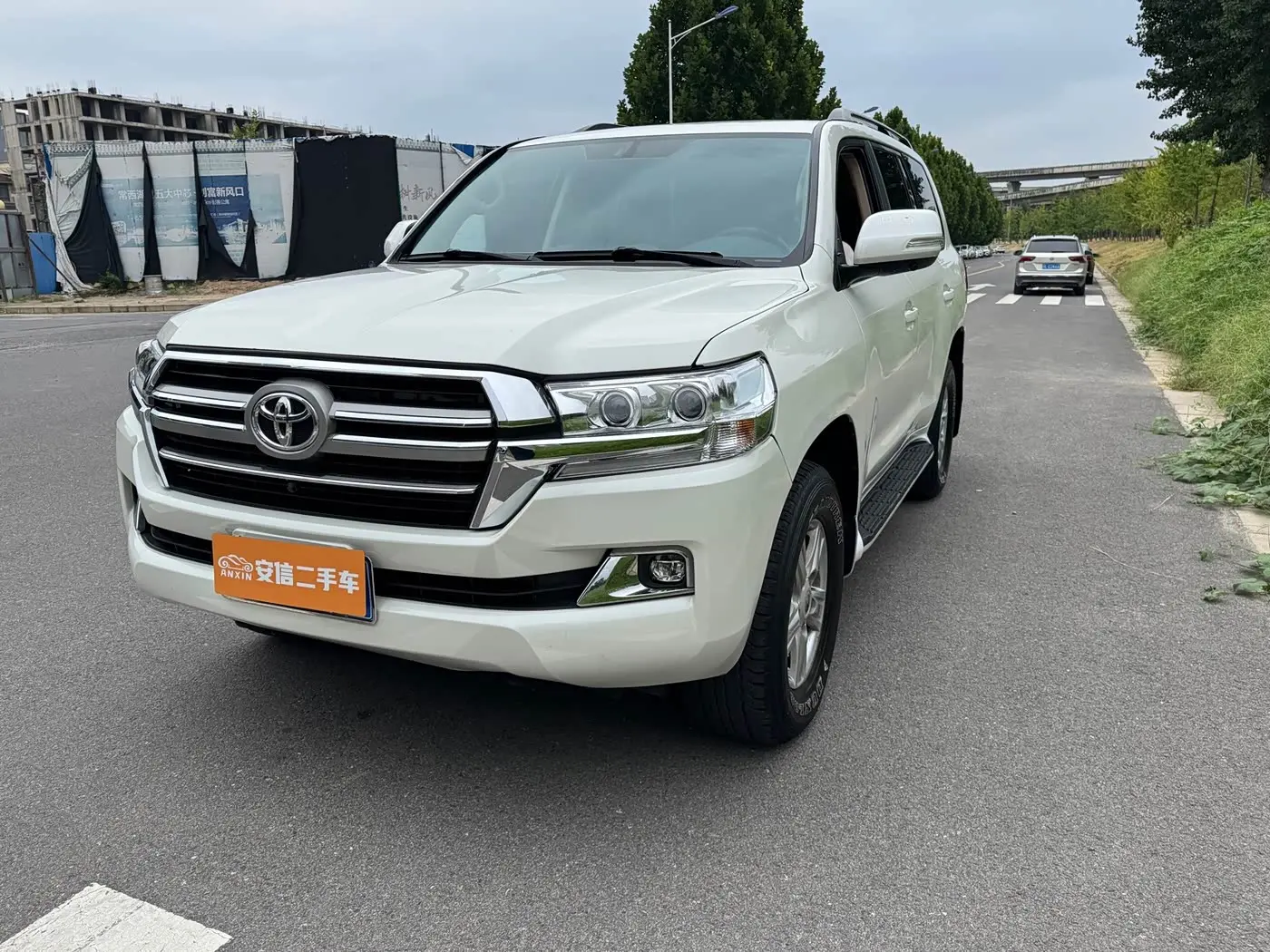 Toyota Land Cruiser 2014 — Photo 14/20