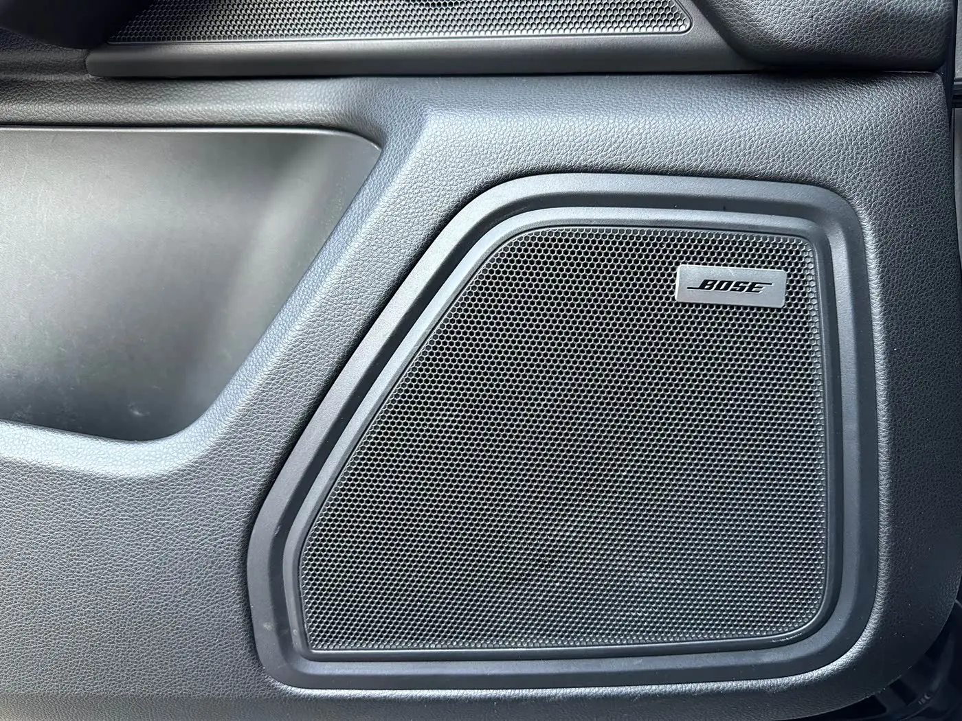 Porsche Macan 2016 — Фото 13/20
