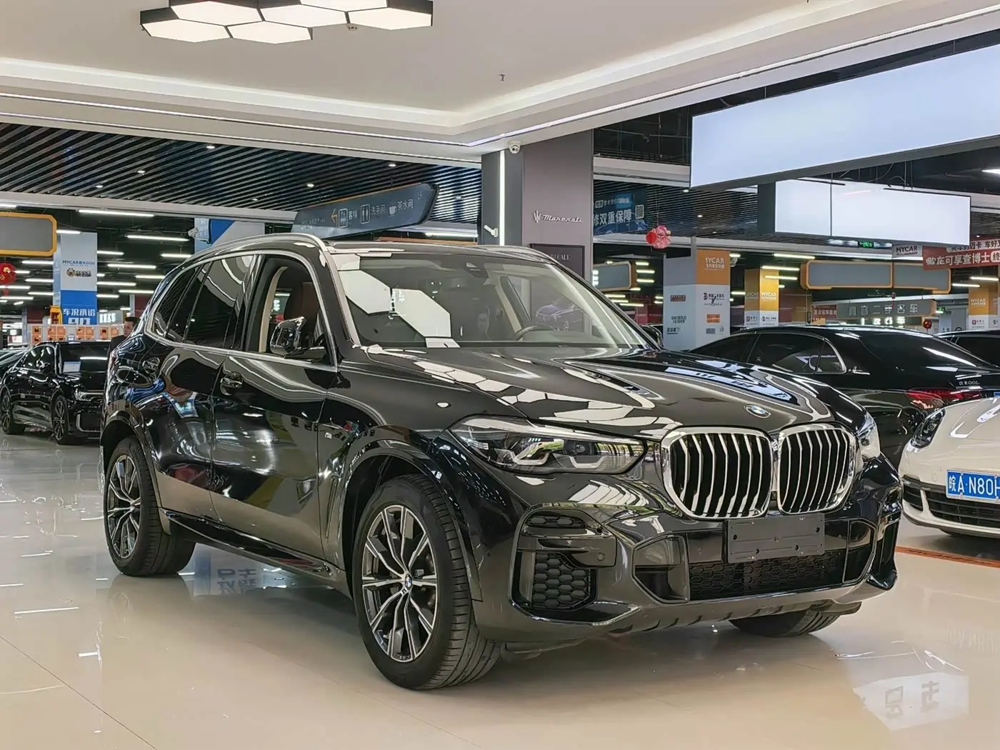 BMW X5 2022 — Photo 3/17