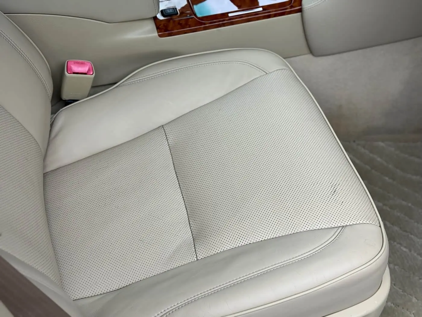 Toyota Crown 2009 — Photo 16/20