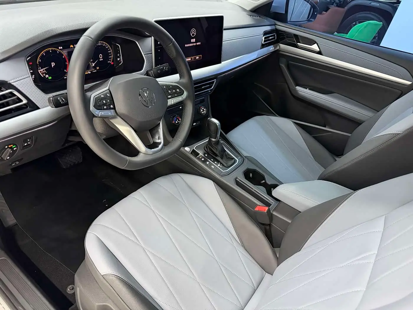 Volkswagen Lavida 2023 — Şəkil 14/19