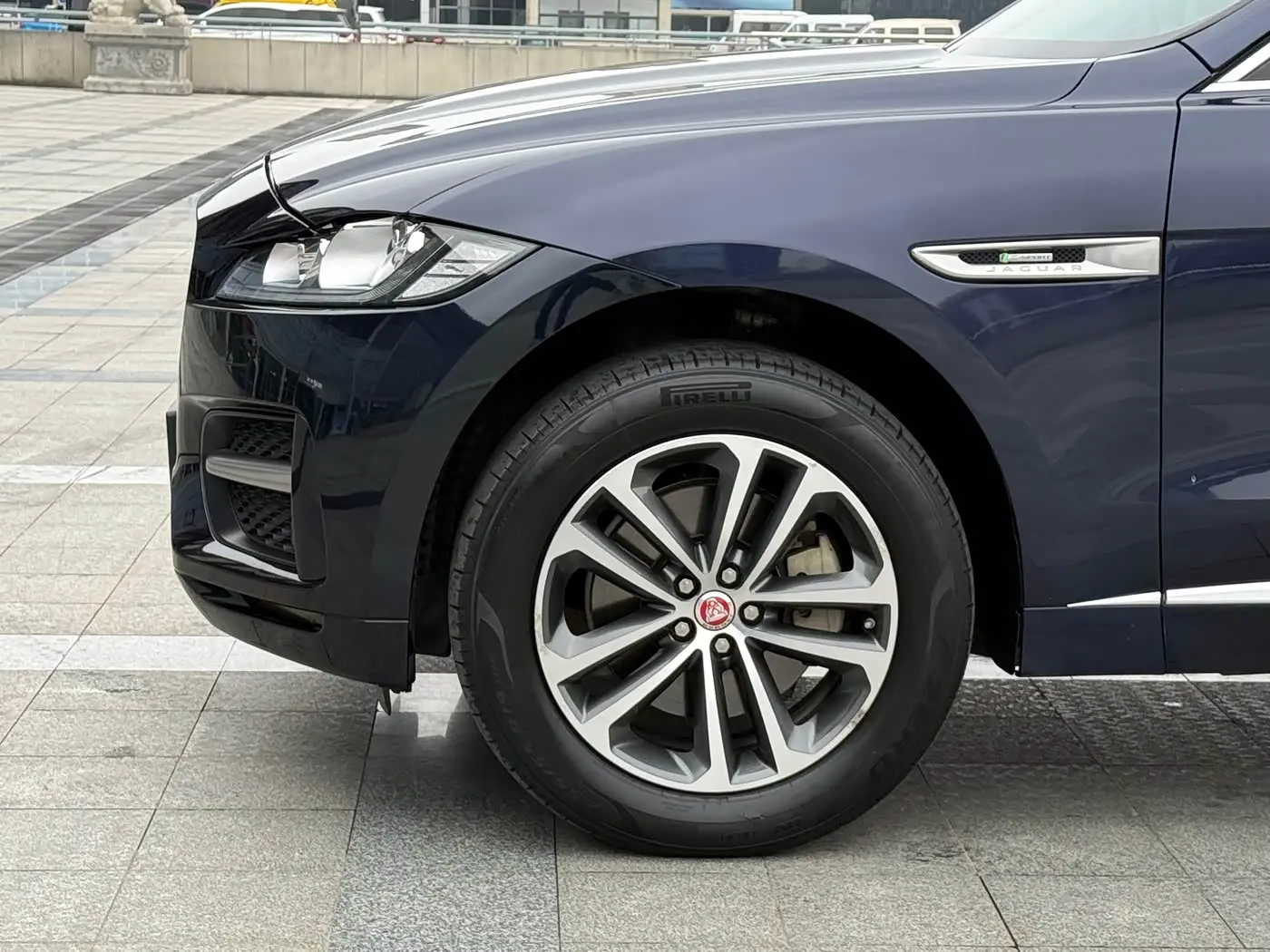 Jaguar F-PACE 2017 — Photo 5/20