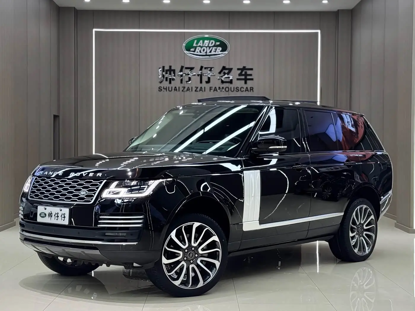 Land Rover Range Rover 2020 — Фото 1/19