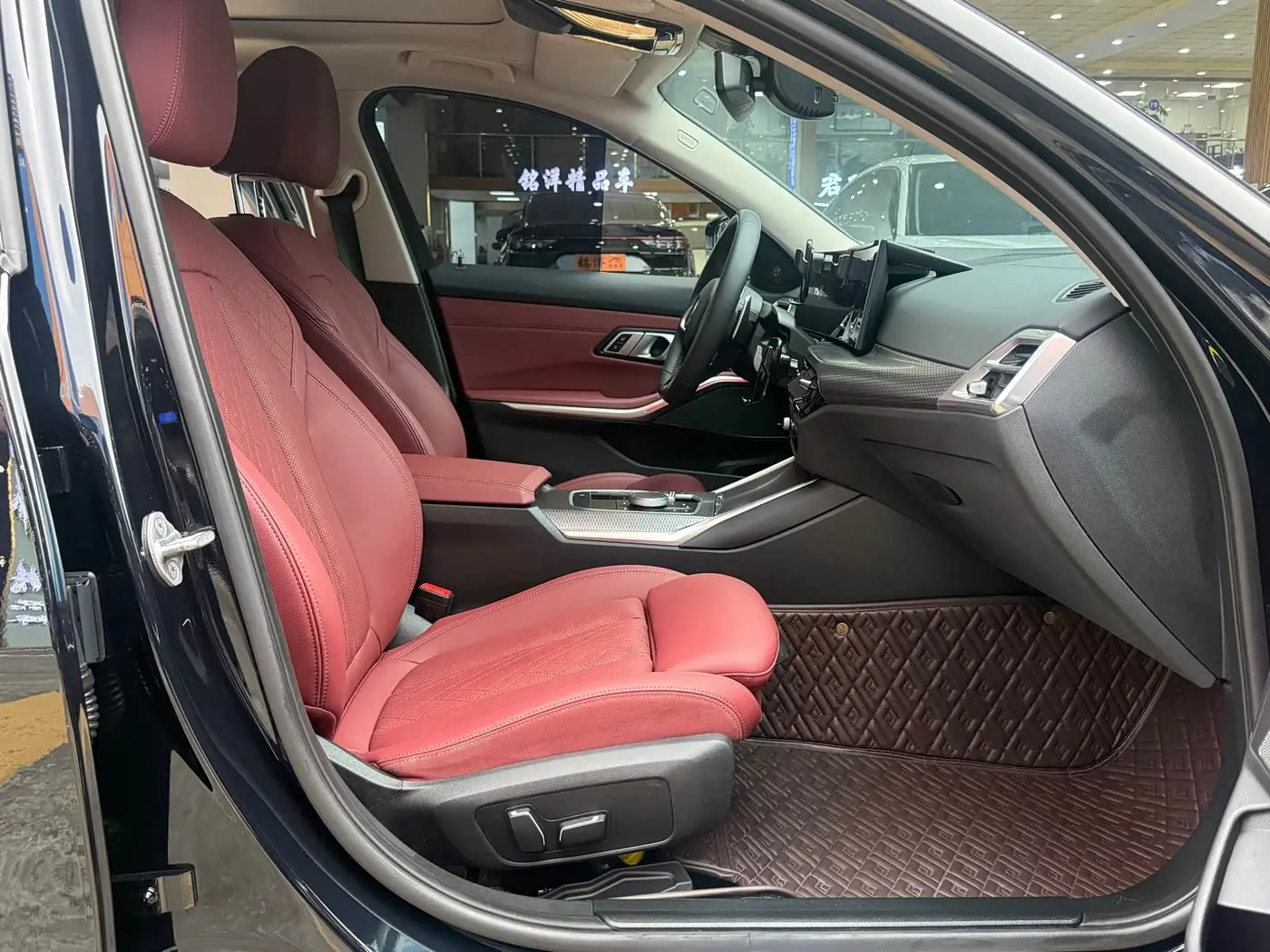BMW 3 Series 2024 — Şəkil 7/18