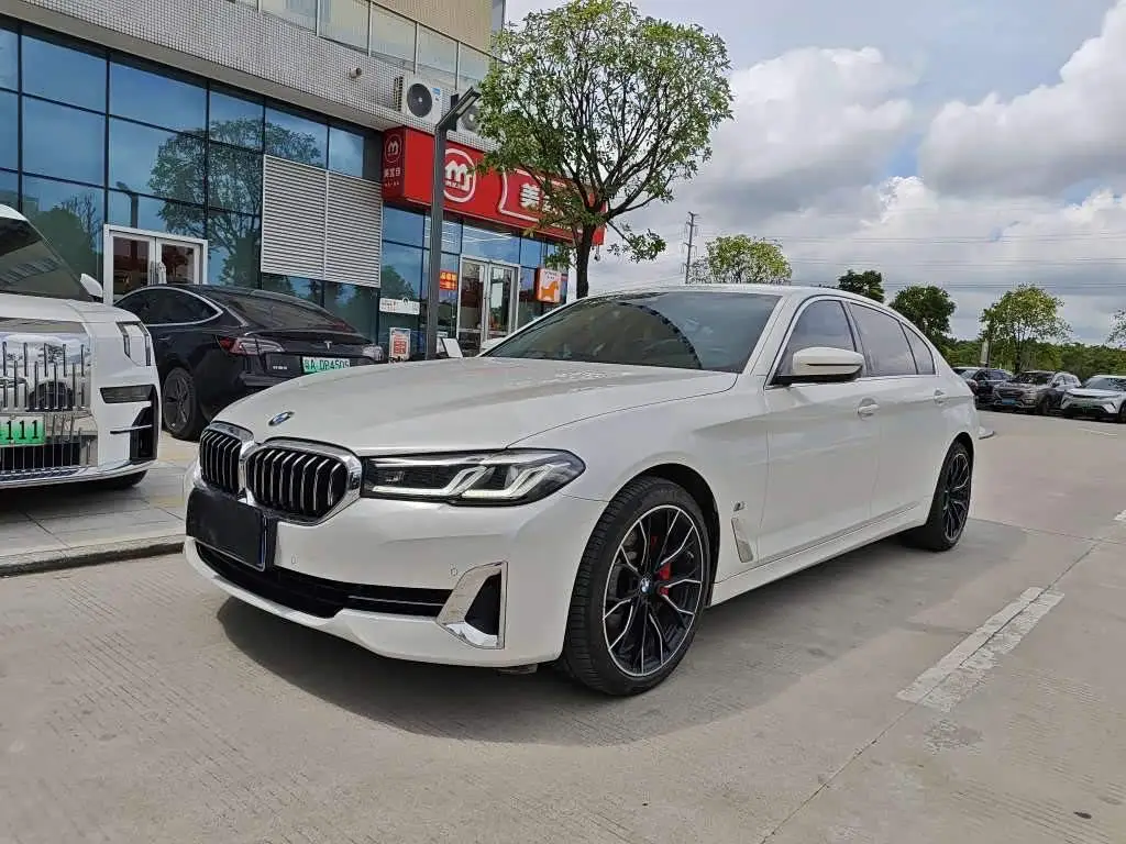 BMW 5 Series, 2023
