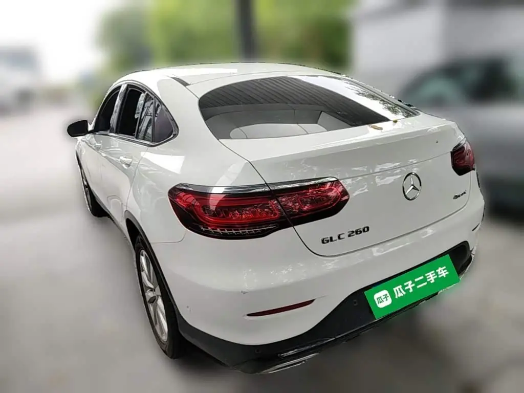 Mercedes-Benz GLC Coupe 2020 — Photo 7/20