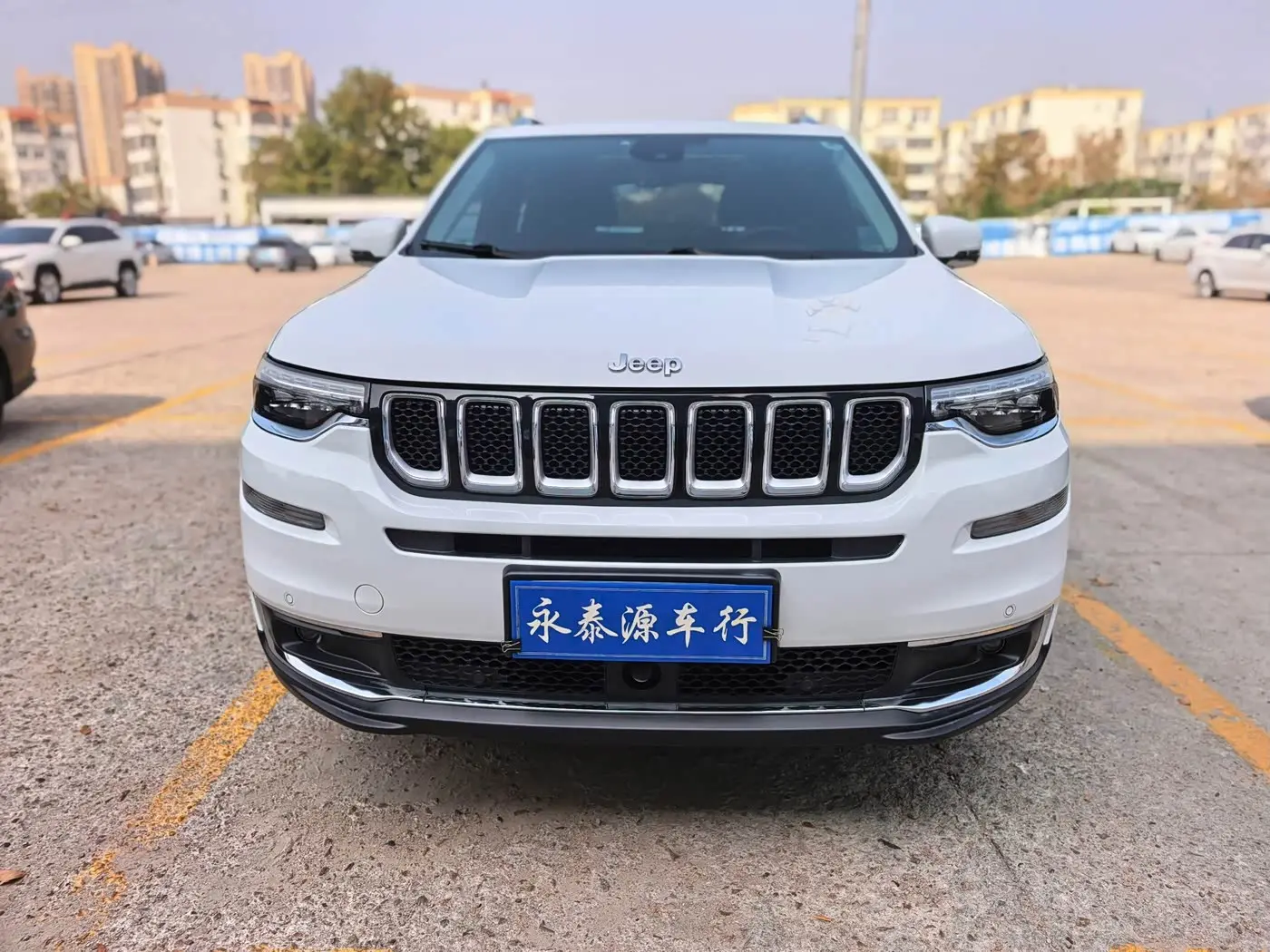 Jeep Grand Commander 2020 — Фото 2/15