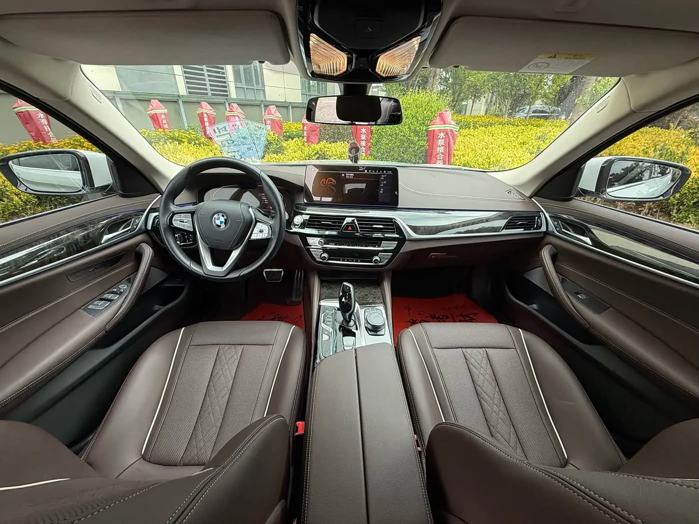 BMW 5 Series 2021 — ფოტო 6/20