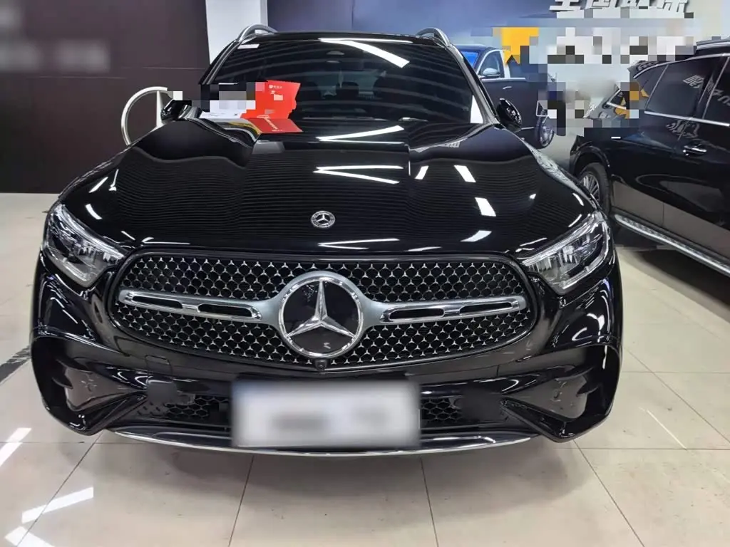 Mercedes-Benz GLC 2024 — Photo 3/13