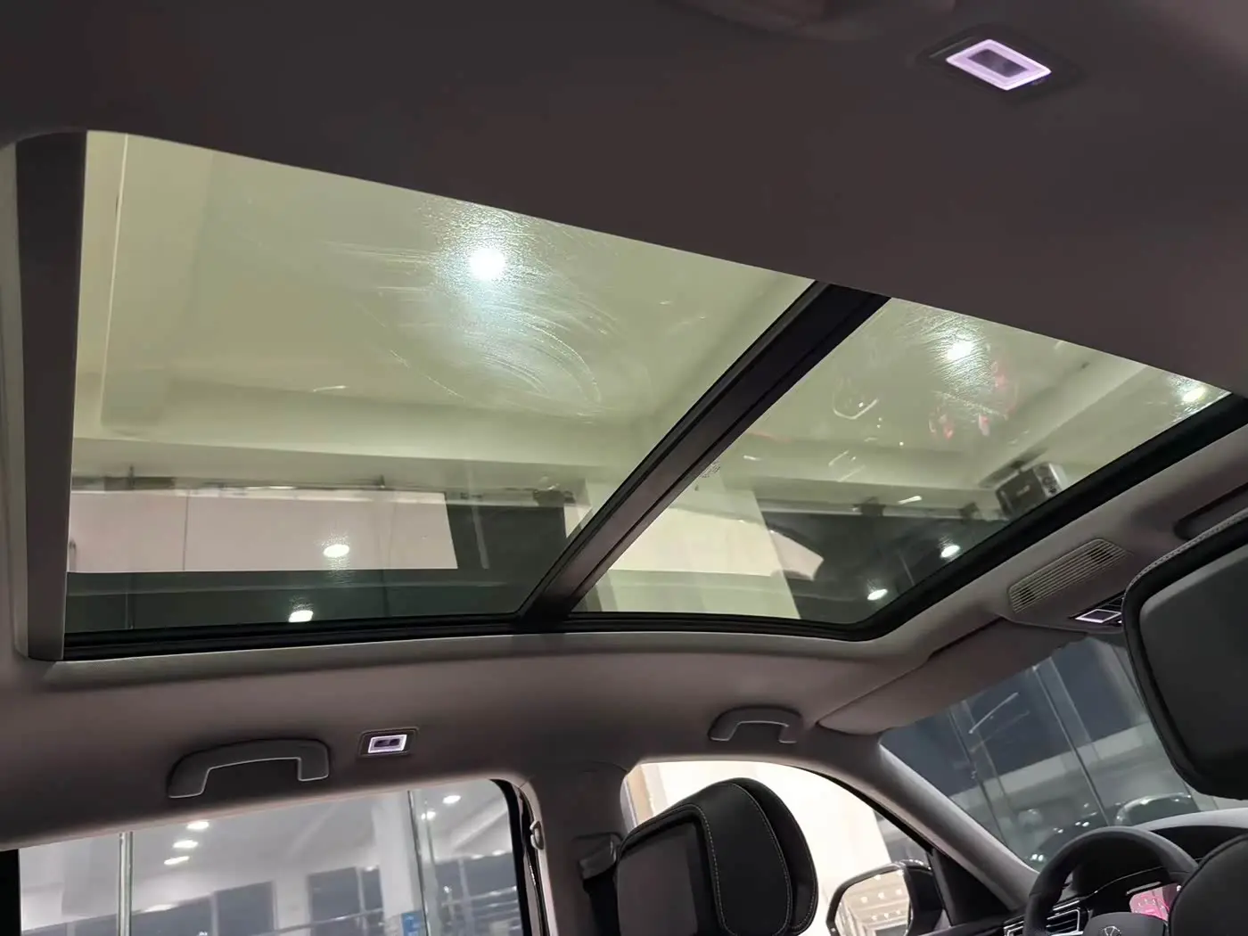Volkswagen Teramont 2024 — Photo 14/20