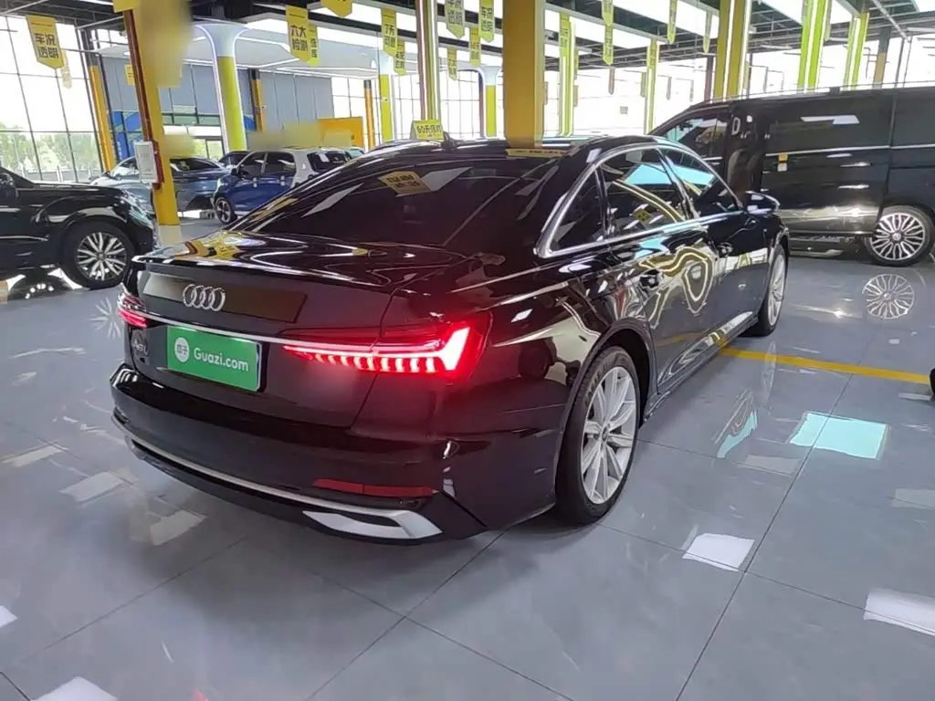 Audi A6L 2023 — Photo 7/20