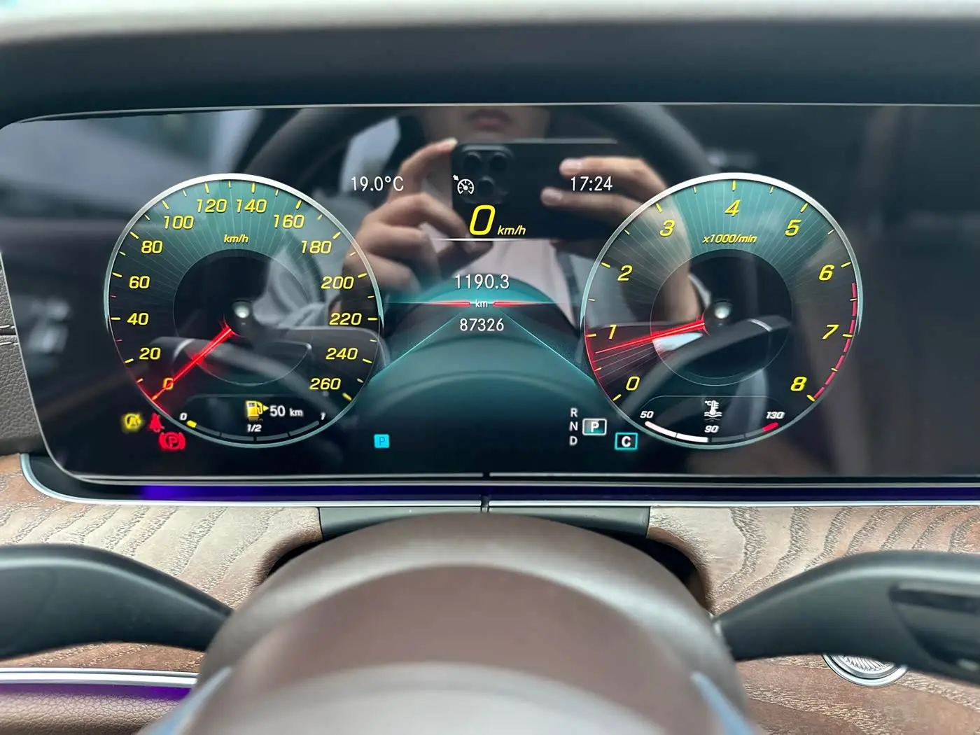 Mercedes-Benz E-Class 2022 — Фото 15/17