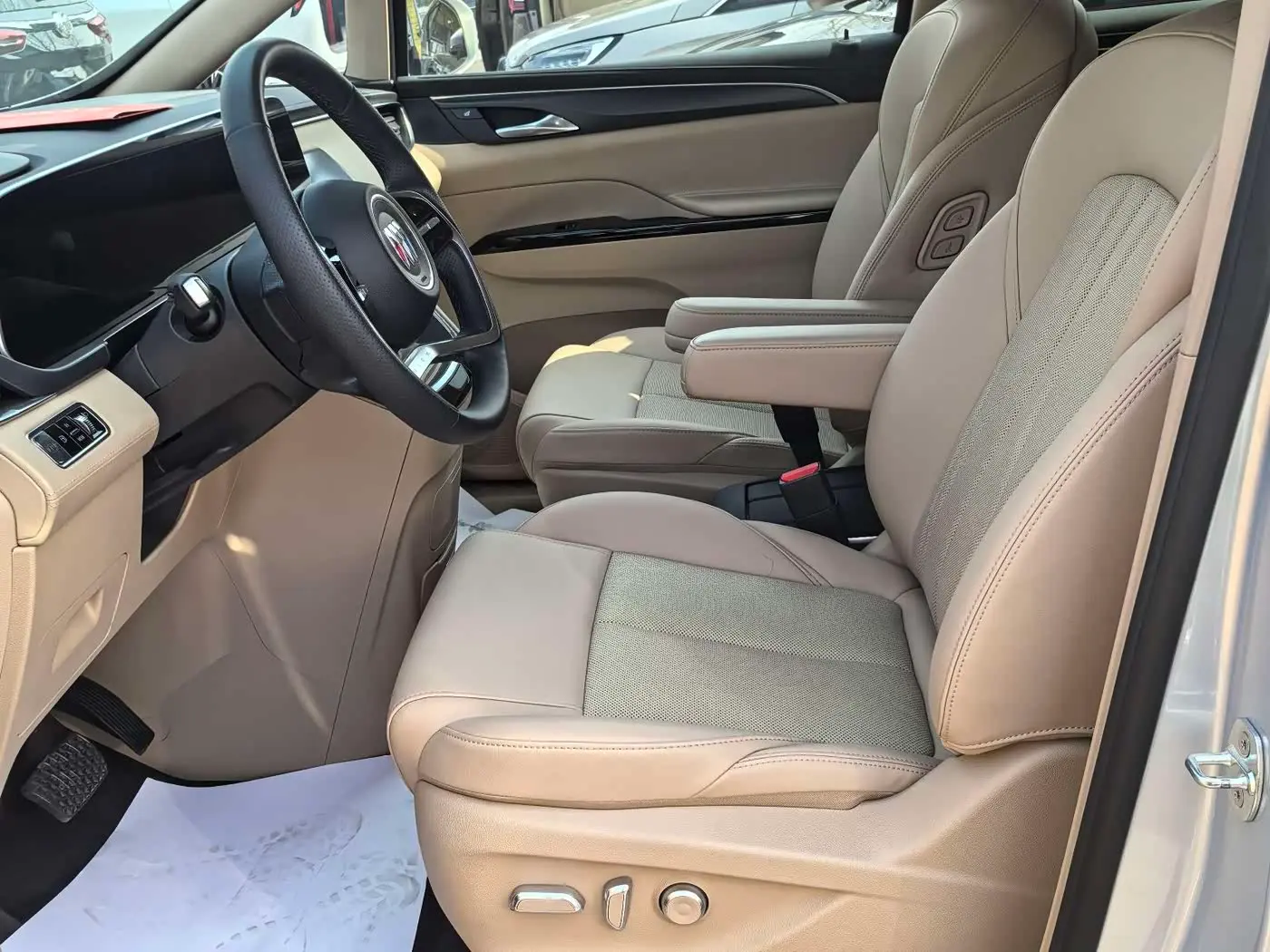 Buick GL8 New Energy 2025 — Şəkil 8/16