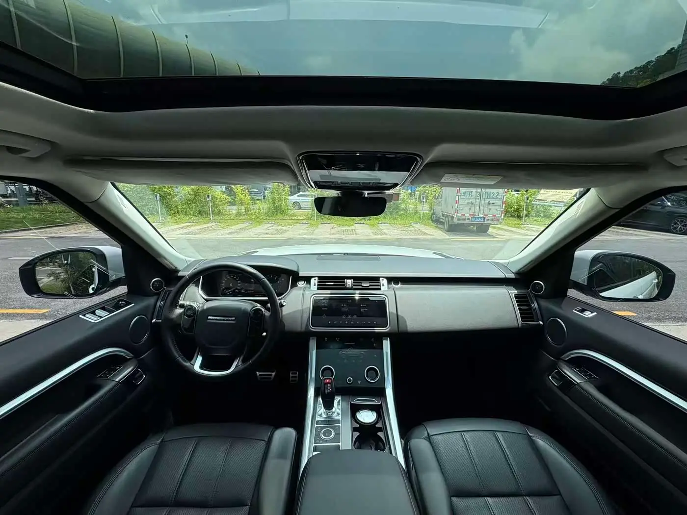 Land Rover Range Rover Sport 2019 — Photo 5/15