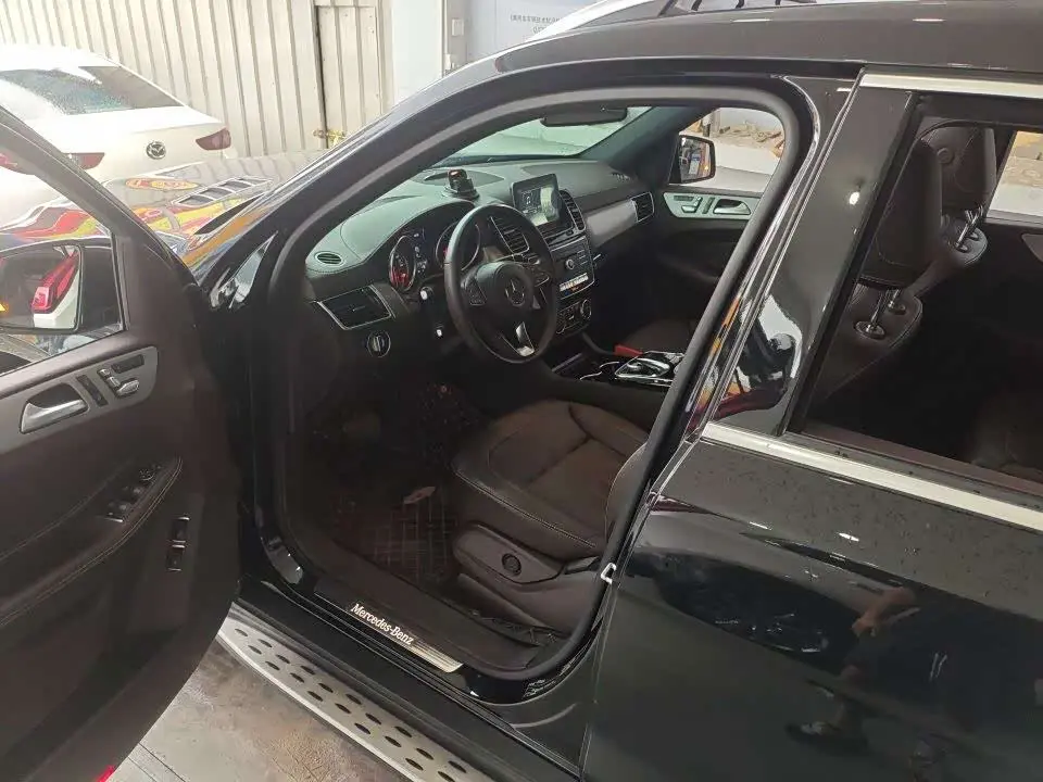 Mercedes-Benz GLS 2018 — Şəkil 4/9