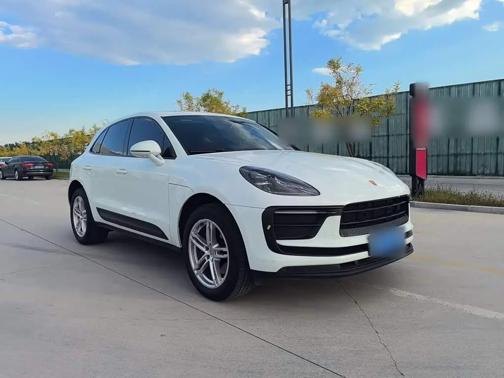 Porsche Macan 2023 — Photo 5/14