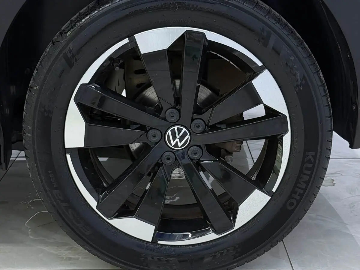 Volkswagen Tanying 2023 — Photo 19/20