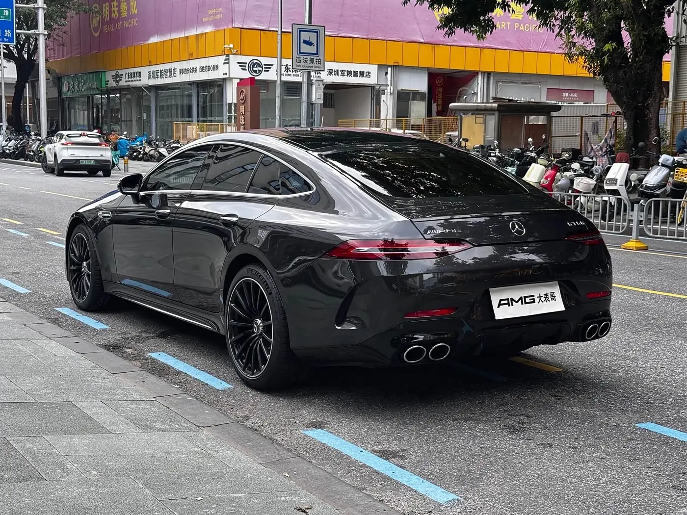 Mercedes-Benz AMG GT 2023 — Photo 14/15