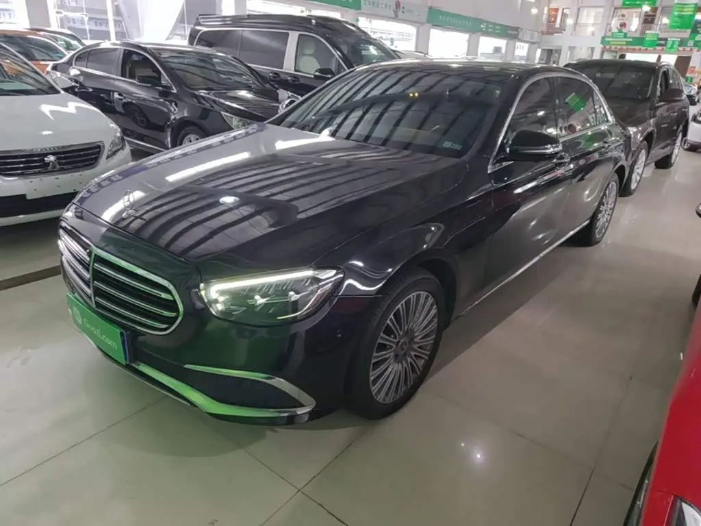 Mercedes-Benz E-Class 2023 — Фото 1/20