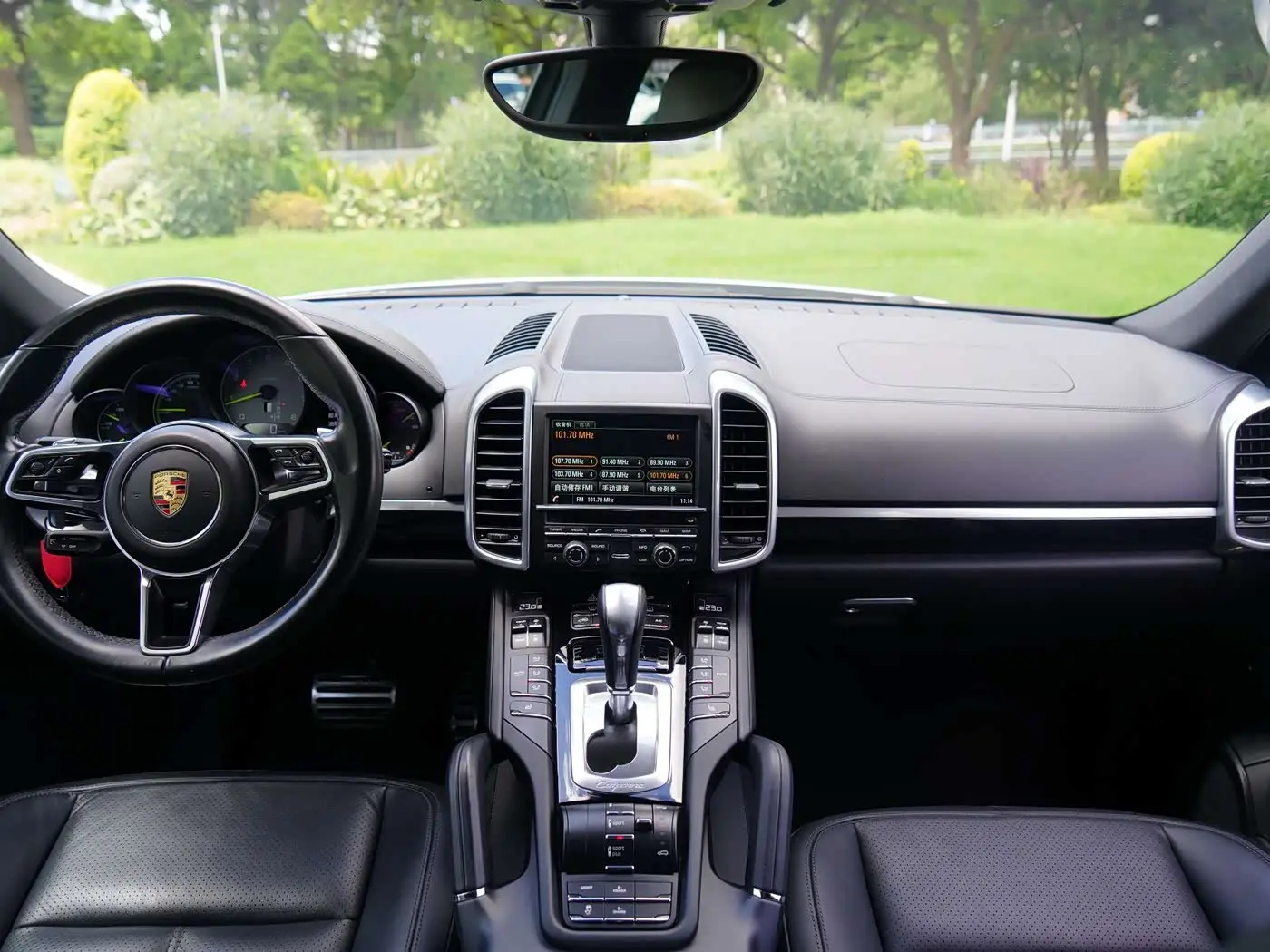 Porsche Cayenne New Energy 2015 — Фото 14/19