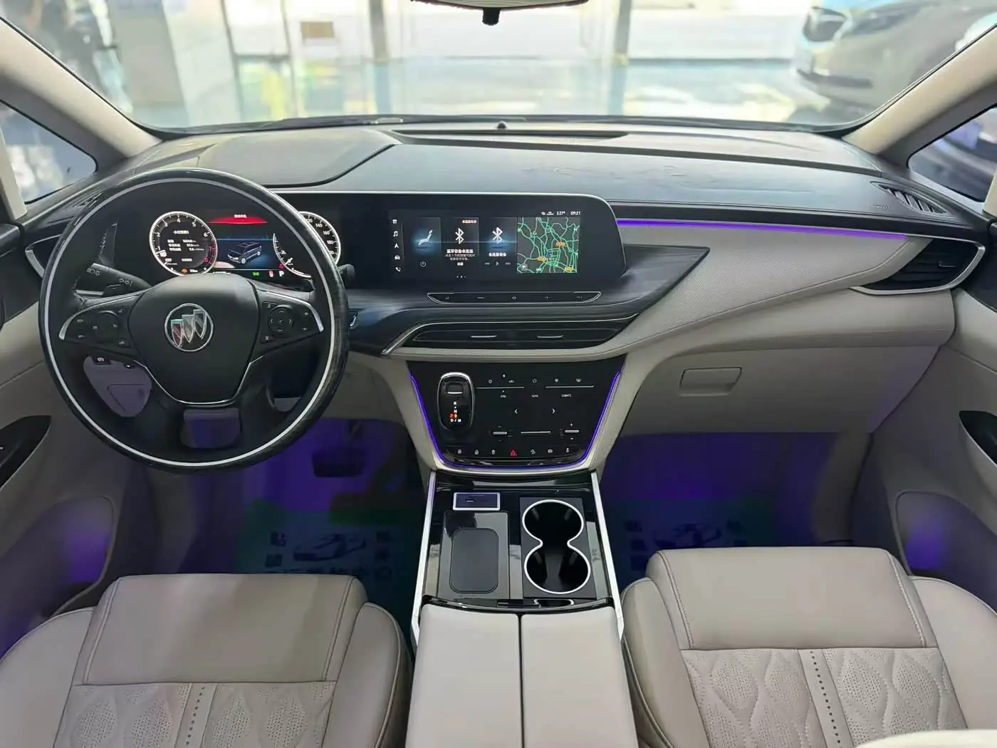 Buick GL8 2021 — Şəkil 7/9