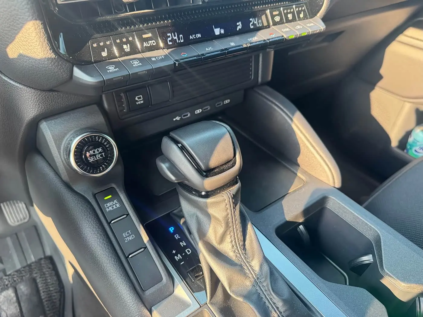 Toyota Prado 2025 — Photo 6/12