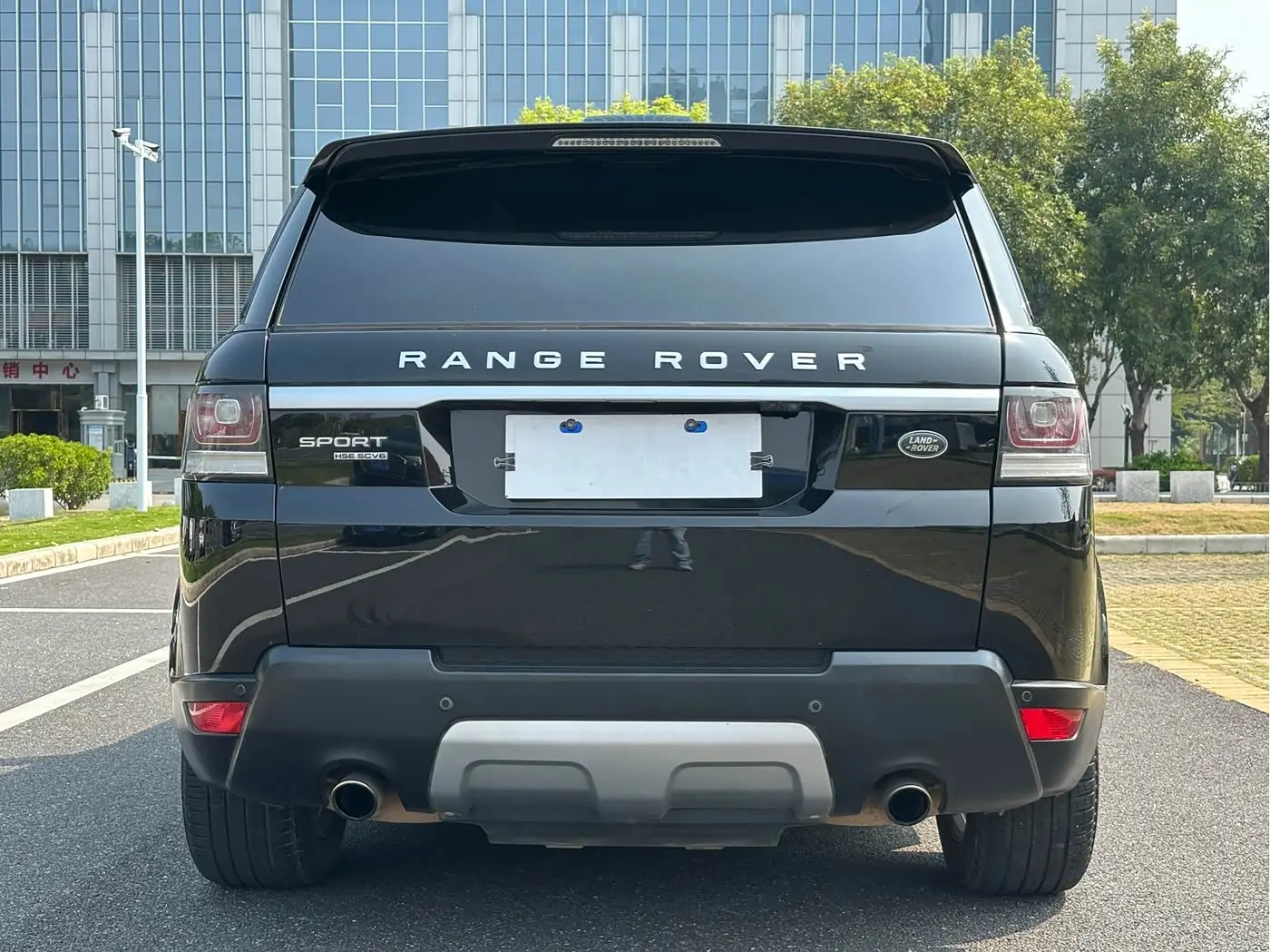 Land Rover Range Rover Sport 2016 — Фото 13/17