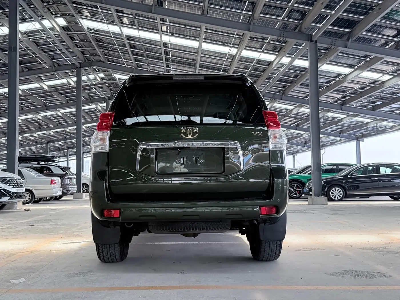 Toyota Prado 2011 — Photo 4/9