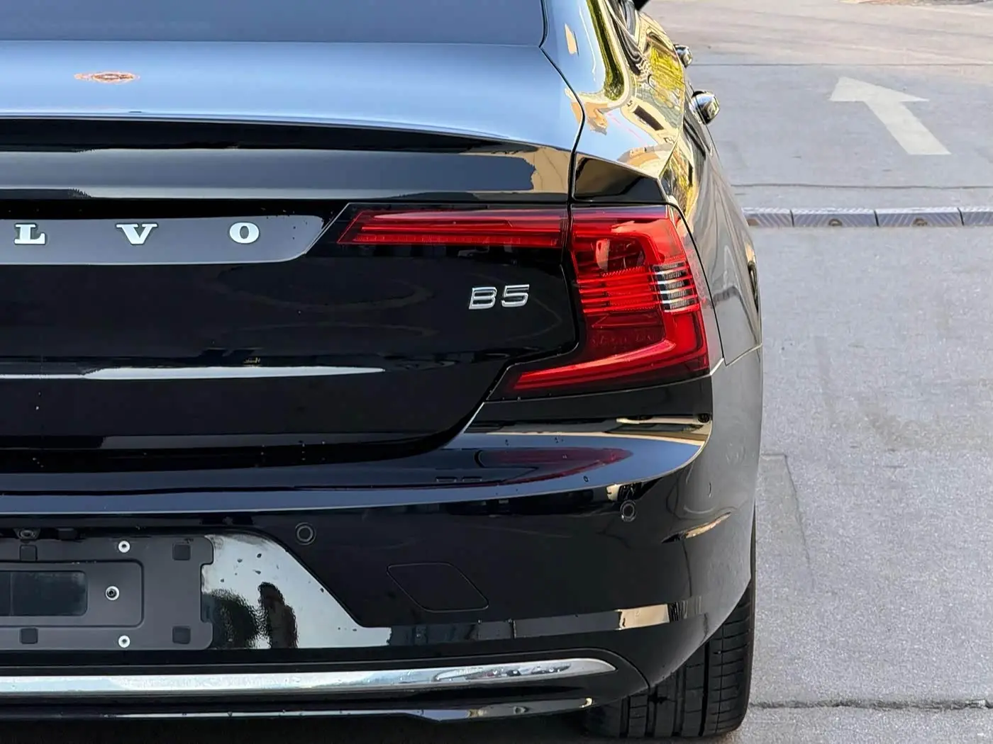 Volvo S90 2023 — ფოტო 7/19