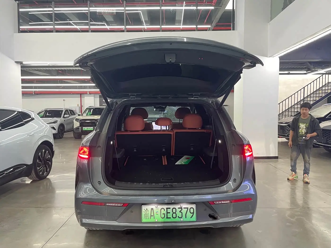 BYD Tang L 2025 — Photo 5/13