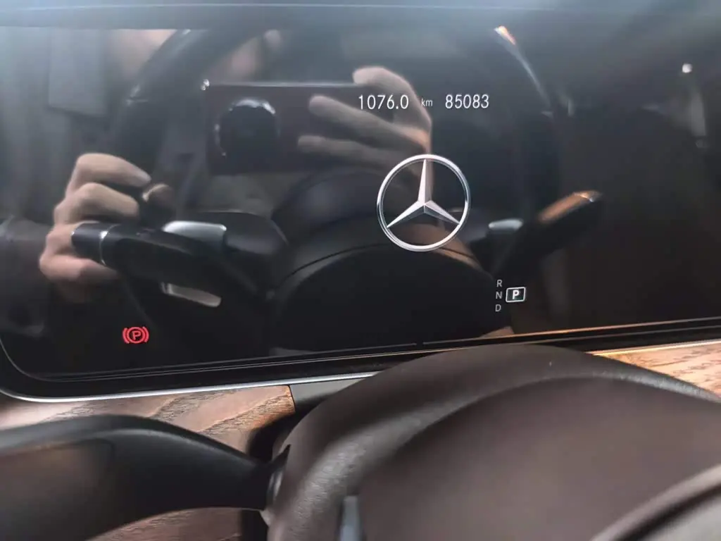 Mercedes-Benz E-Class 2022 — Фото 13/13
