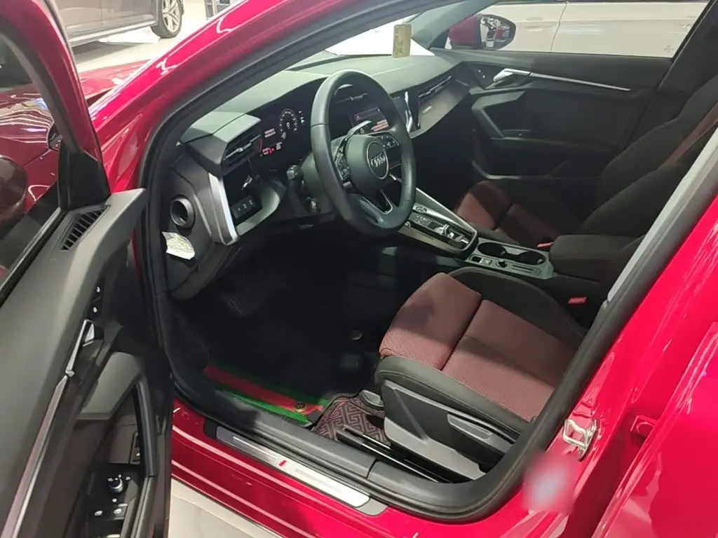 Audi A3 2021 — Şəkil 16/20