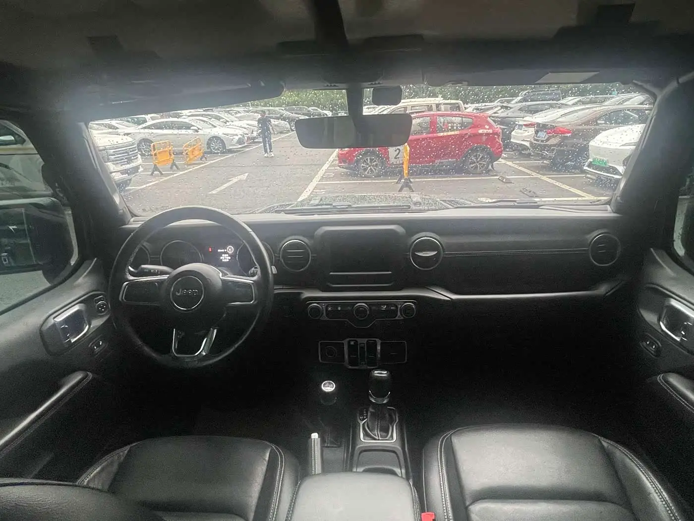 Jeep Wrangler 2018 — Photo 11/15