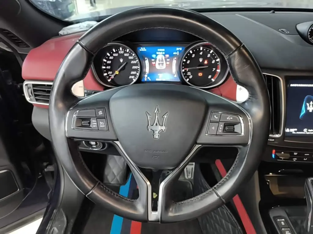 Maserati Levante 2020 — Şəkil 11/20