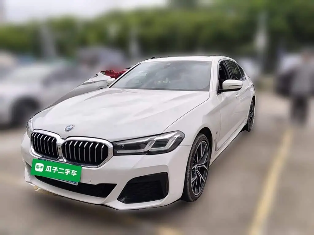 BMW 5 Series 2022 — Фото 1/20